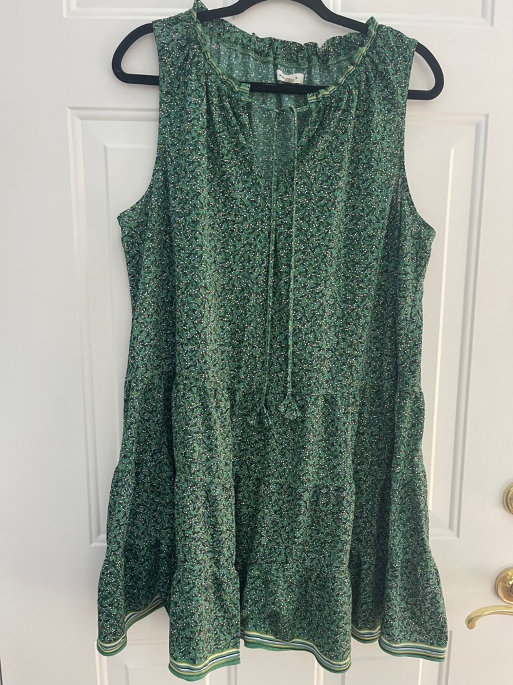 Max Studio Green Floral Sleeveless Tiered Dress